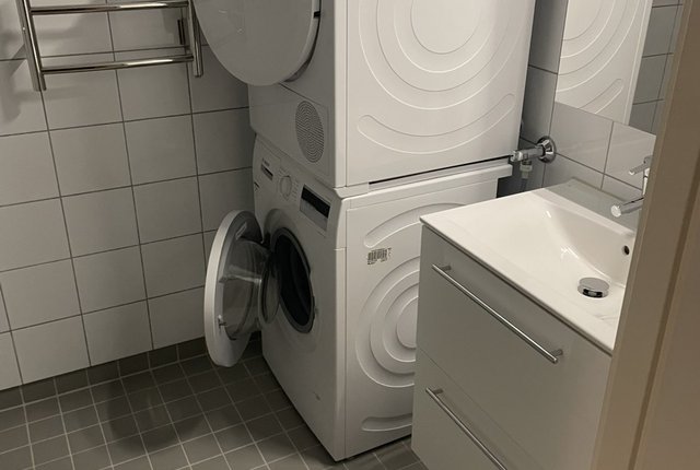 Landbovägen 11, Bro - bild 1