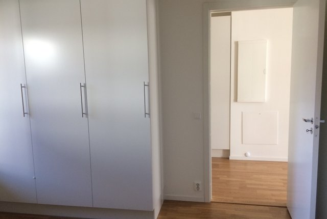 Arkens Väg 26, Handen - bild 2