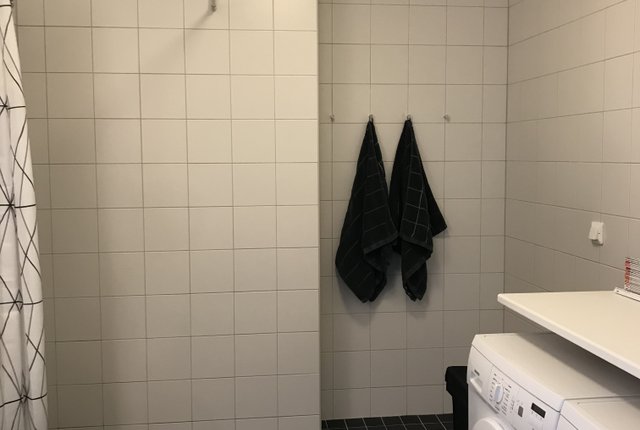 Arkens Väg 28, Handen - bild 3